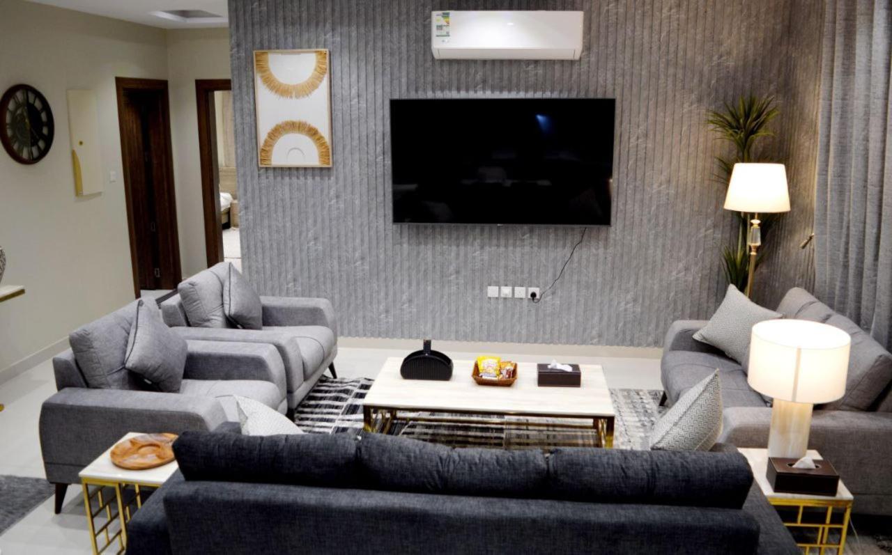 الشقق الفاخرة Modern Apartments Of 3 Bedrooms 5 Minutes To Haram Medina Exterior photo